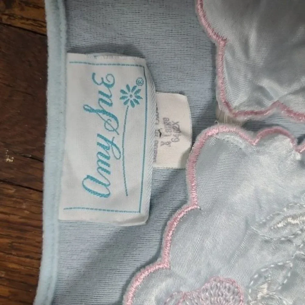 Vintage  Soft Cozy Blue Long Sleeve Night Gown House Dress Grannycore